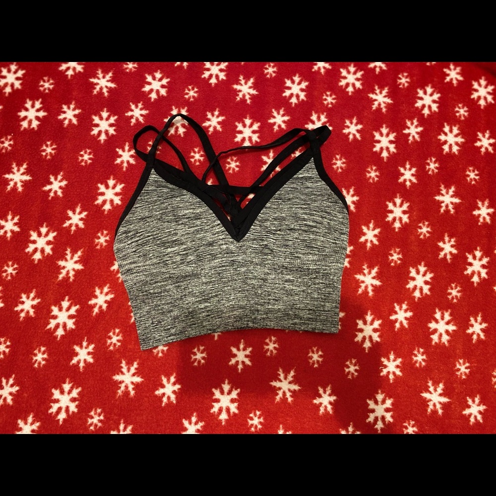 Betsy Johnson Performance Sports Bra